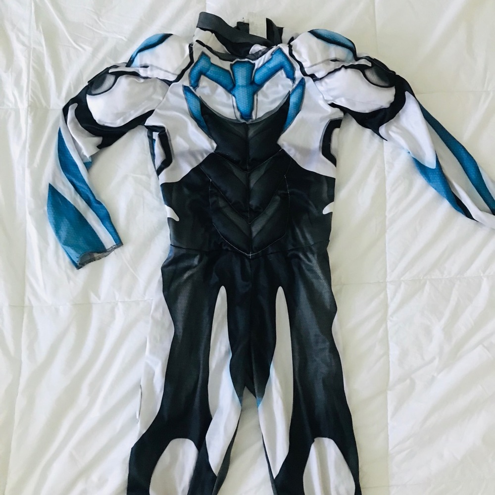 Custome Boys MaxSteel Medium 8/10